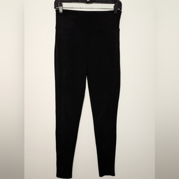 Assets by Spanx Black High Rise Leggings - Picture 2 of 7